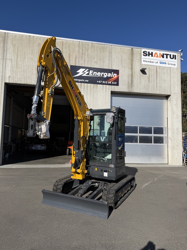 SHANTUI SE36SR ved Energain sitt verksted